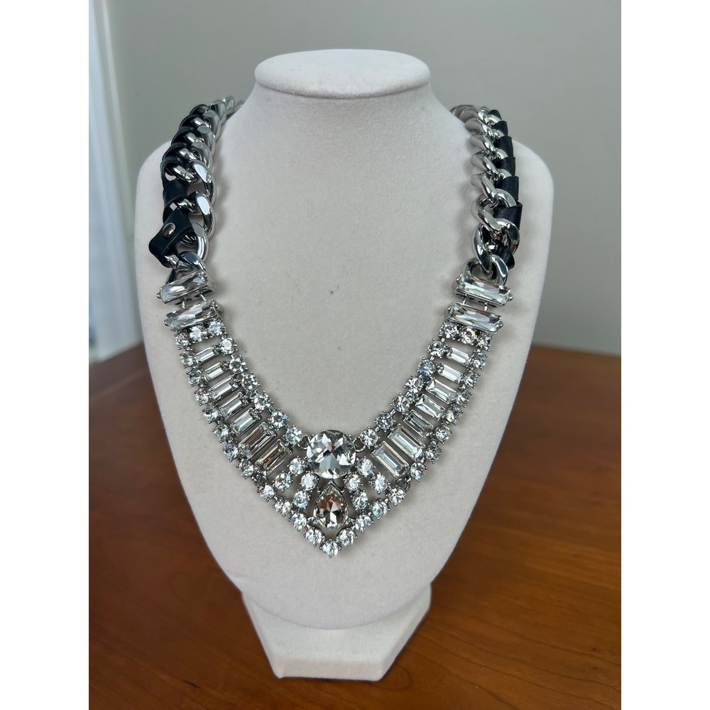 Cabi Stage Necklace 4270 Silver Tone Crystal Bib Statement Chunky Chain New